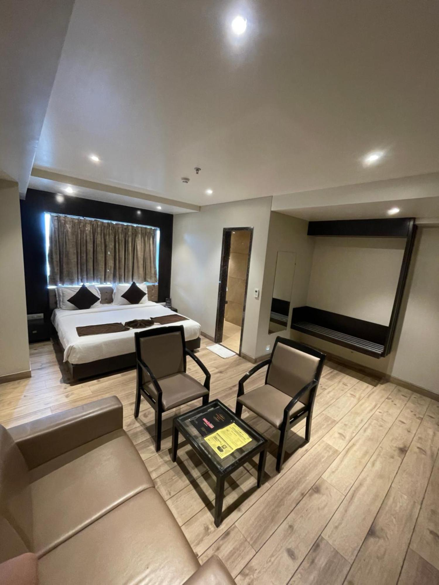Hotel Virgo Sumeru Бхавнагар Экстерьер фото