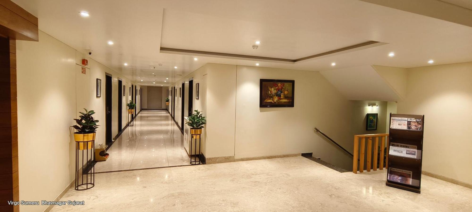 Hotel Virgo Sumeru Бхавнагар Экстерьер фото